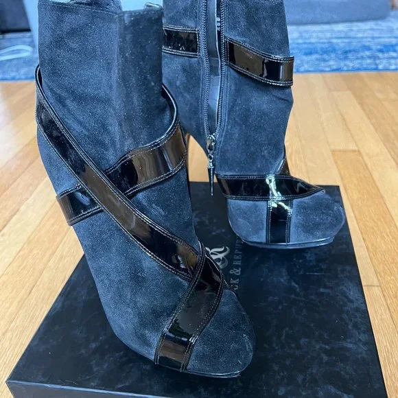 Rock & Republic Sabra Ankle Boot Size 38/8 - Picture 3 of 9